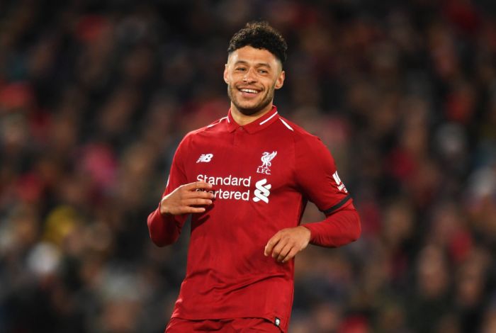 ? Liverpool Player Chamberlin Seen Singing Peruzzi’s Song Word For Word (Watch Video) 5