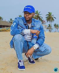 Kizz Daniel Shows Off His Fleet Of Cars 13