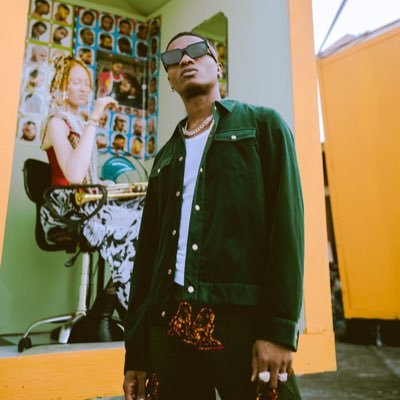 "Am trying man, am trying" - Wizkid replies a fan who asked him to get Rihanna pregnant 1