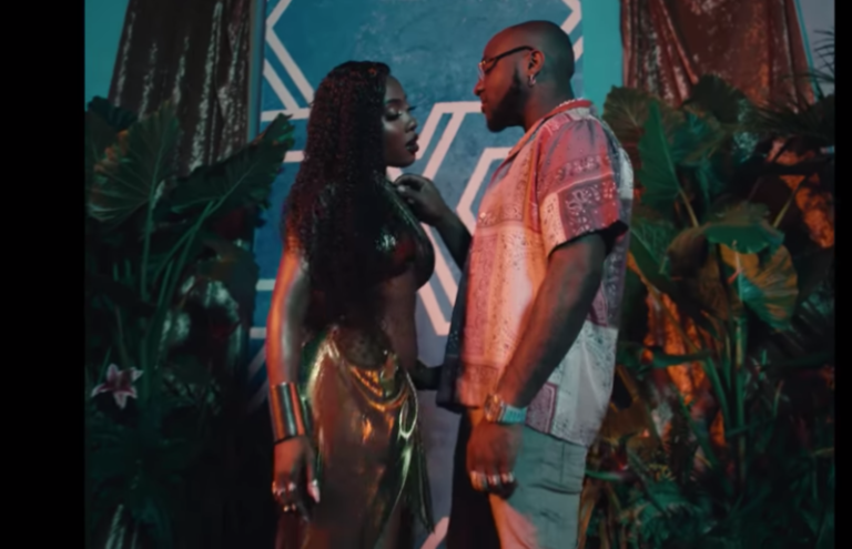 Sevyn Streeter – “Kissez” ft. Davido 19