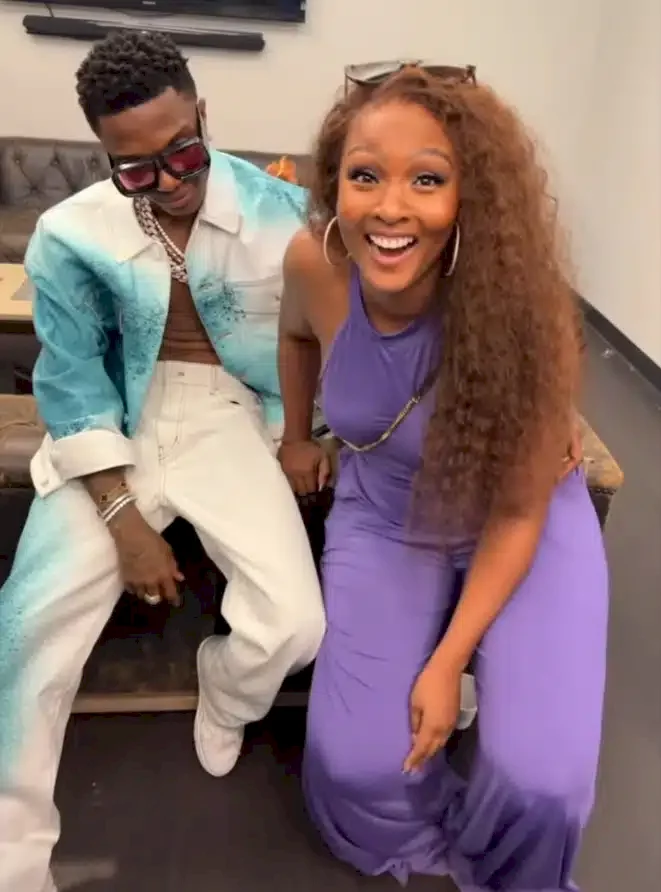 Starboy too like thick girls" - Video of Wizkid and Osas Ighodaro stirs reactions 13