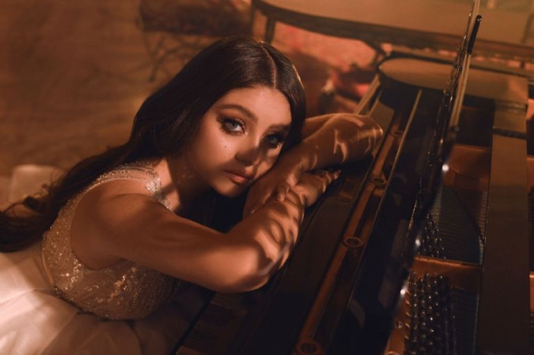 Karol Sevilla Miedo de Sentir Mp3 Download