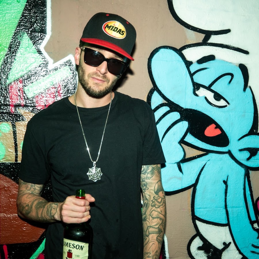 Chris Webby – Murder On My Mind 1